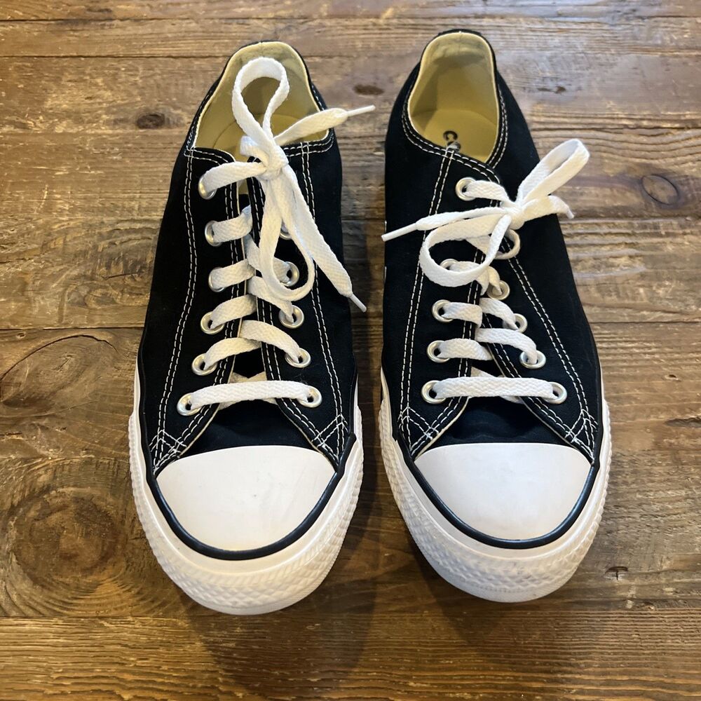 Converse All Star Chuck Taylor Canvas Low Top Black/White Shoes Sz 9.5 W9166